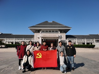 傳承革命精神，賡續(xù)紅色血脈